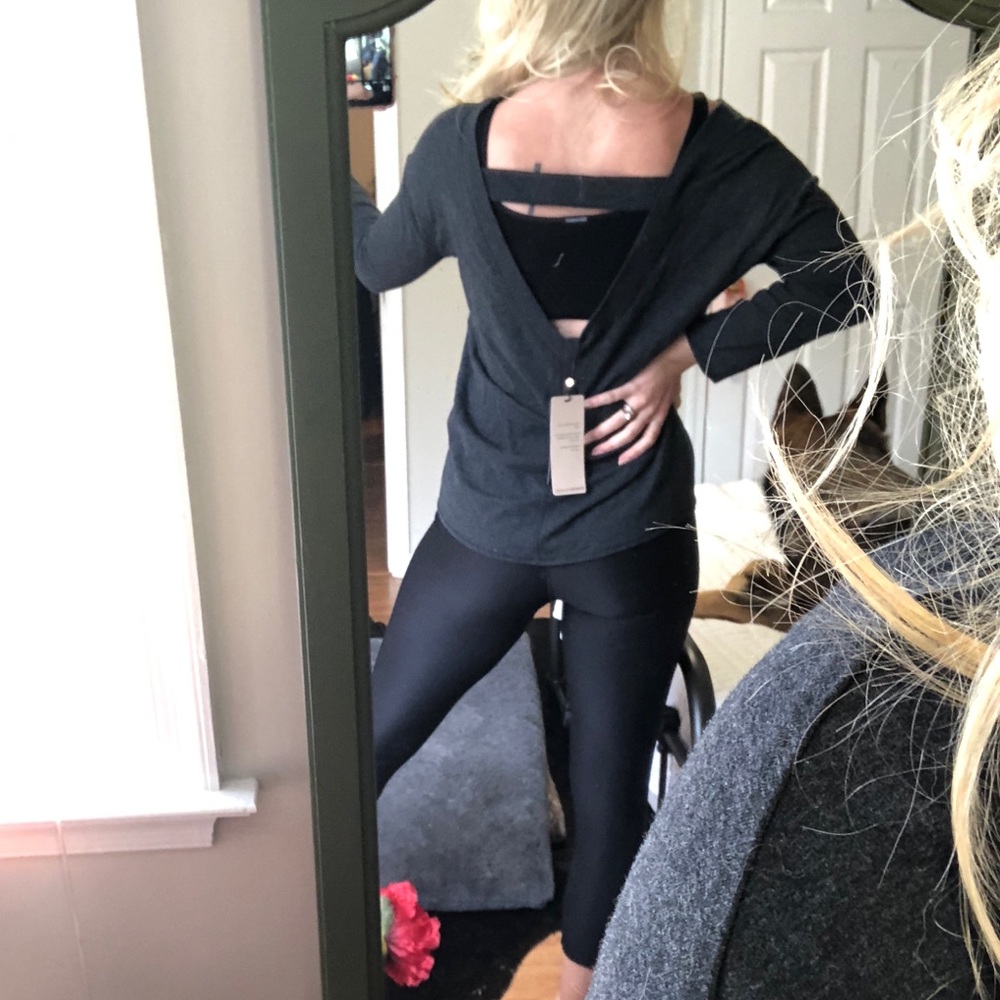 New with tag deep v back calia sweatshirt